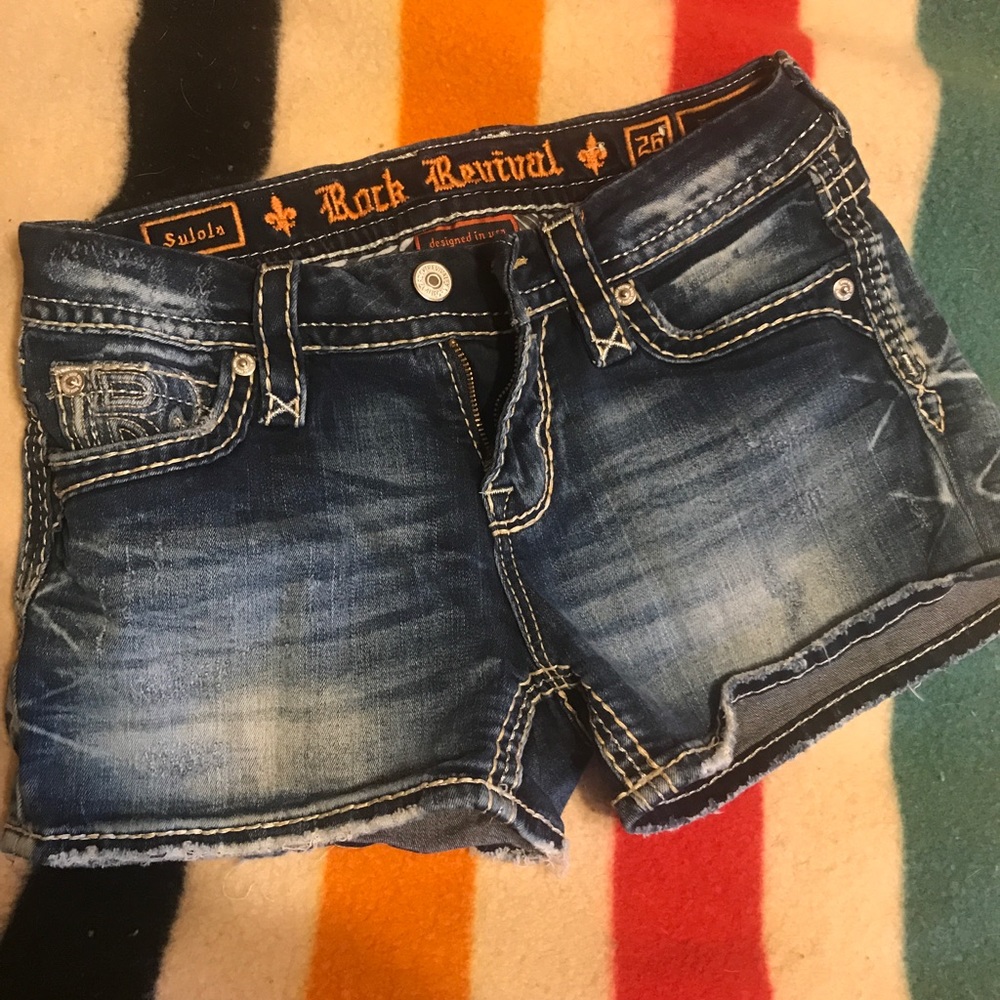 Rock Revival Easy short