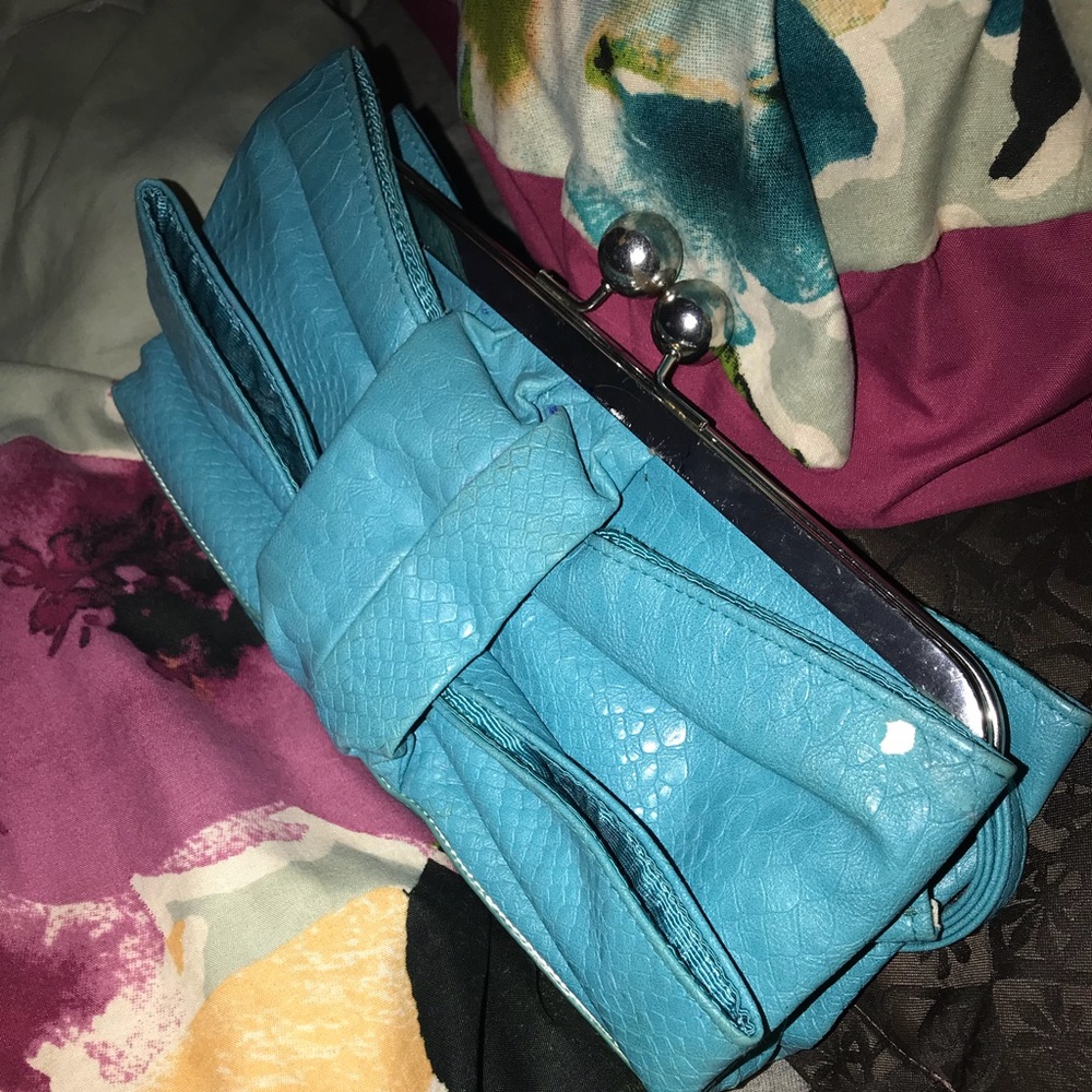 Purse - Picture 3 of 5