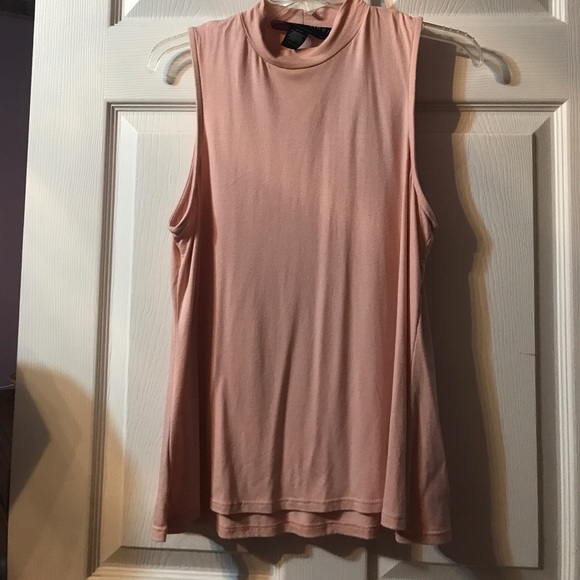 Pink top - Picture 1 of 2