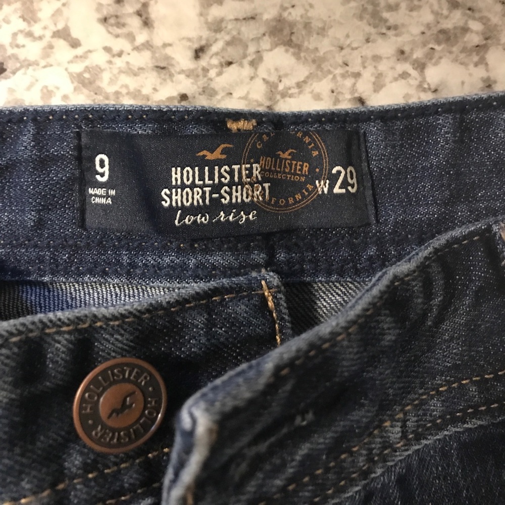 Hollister shorts size 9 (SOLD) - Picture 3 of 4