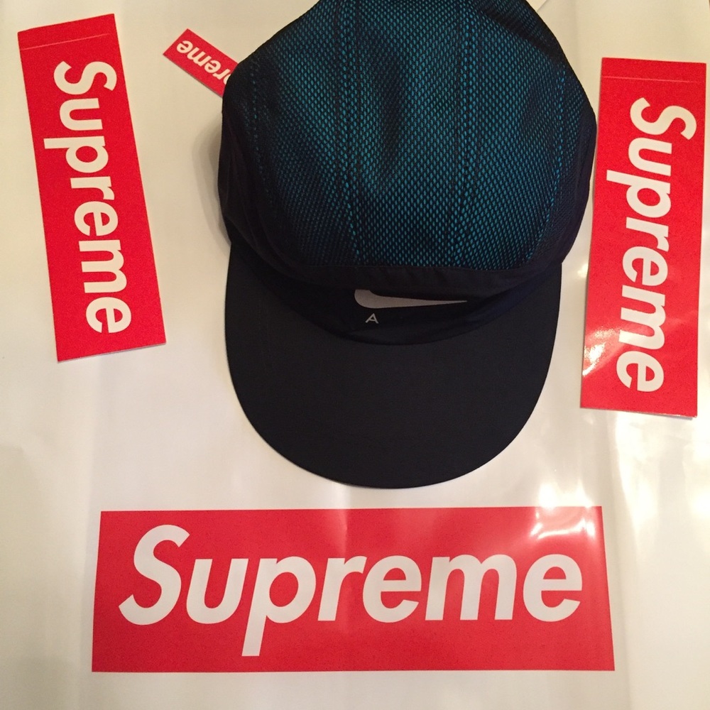 SOLD.  Supreme Nike running hat 🔥🔥🔥