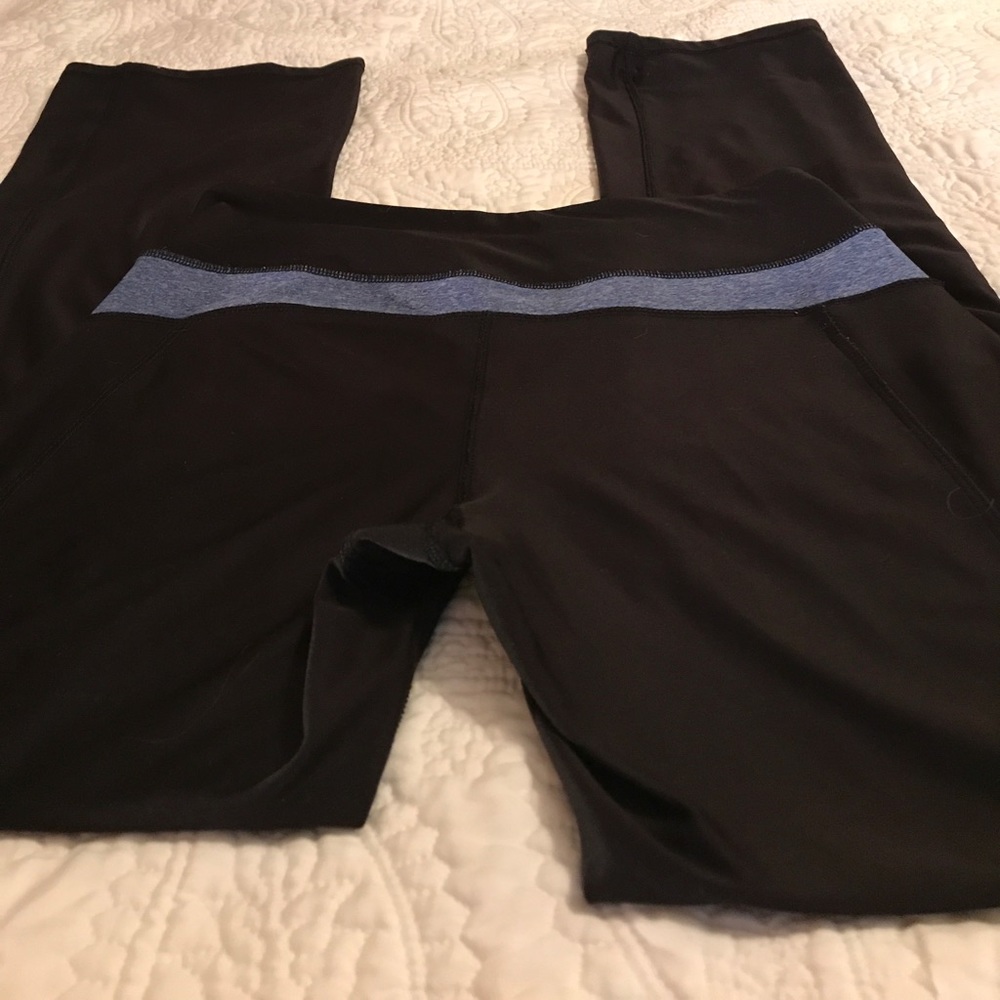 Tech couture size small with small Capri