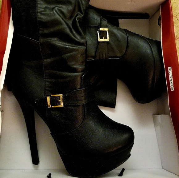 Liliana Knee Boots - Picture 1 of 4