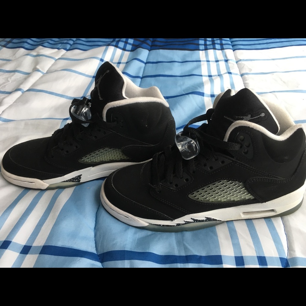 Kids/women’s Jordan 5 Oreo