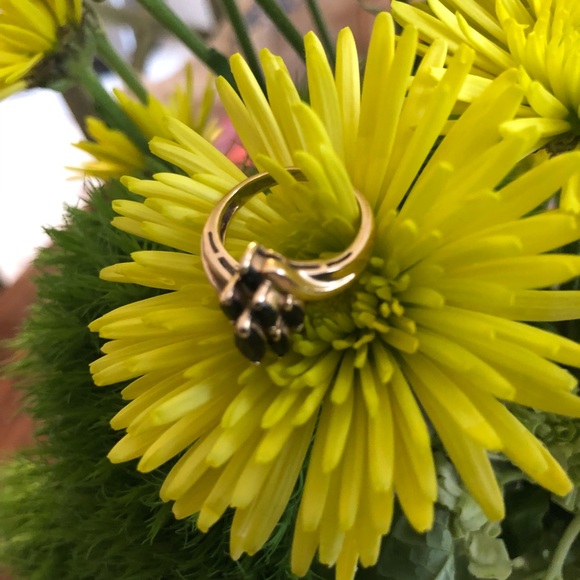 Authentic sapphire ring, size 5.5, $999, preloved - Picture 4 of 6