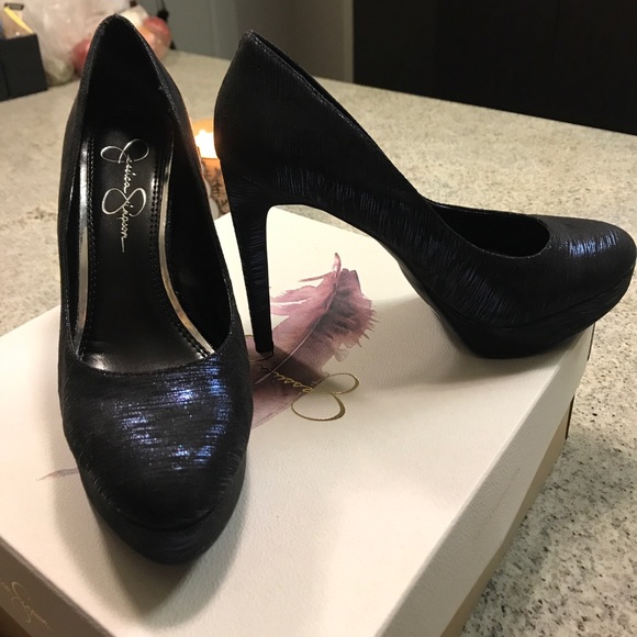Jessica Simpson heels - Picture 1 of 6