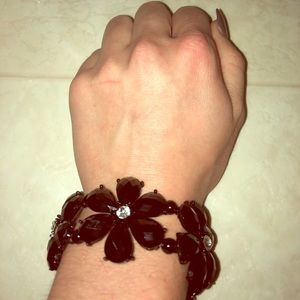 Black flowers bracelet