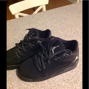 Girls Jordan's size 3.5