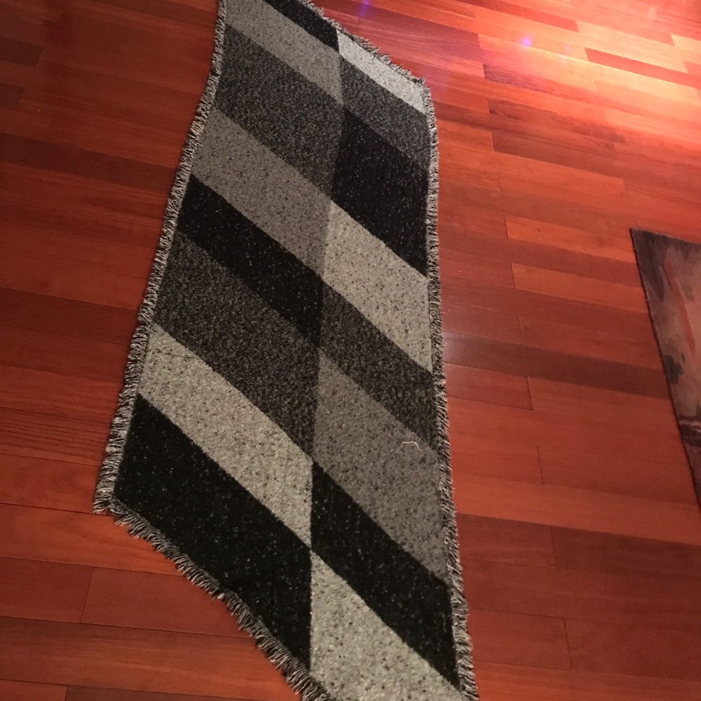 Reversible brand new huge and warmest scarf 26x77”
