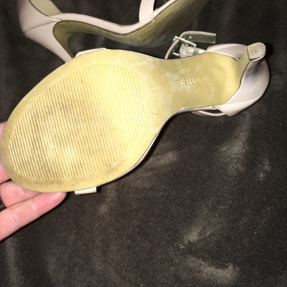 X-appeal "ginger" heels - Picture 3 of 3