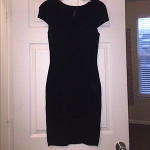 Black fitted Guess dress