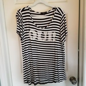 Black and white striped French inspired tee.
