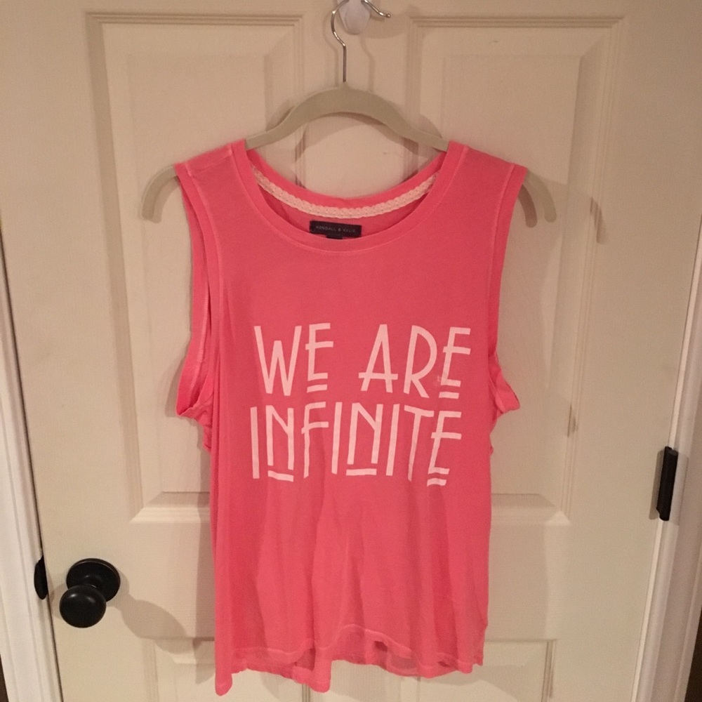 Kendall&Kylie Peach Cutout Tank