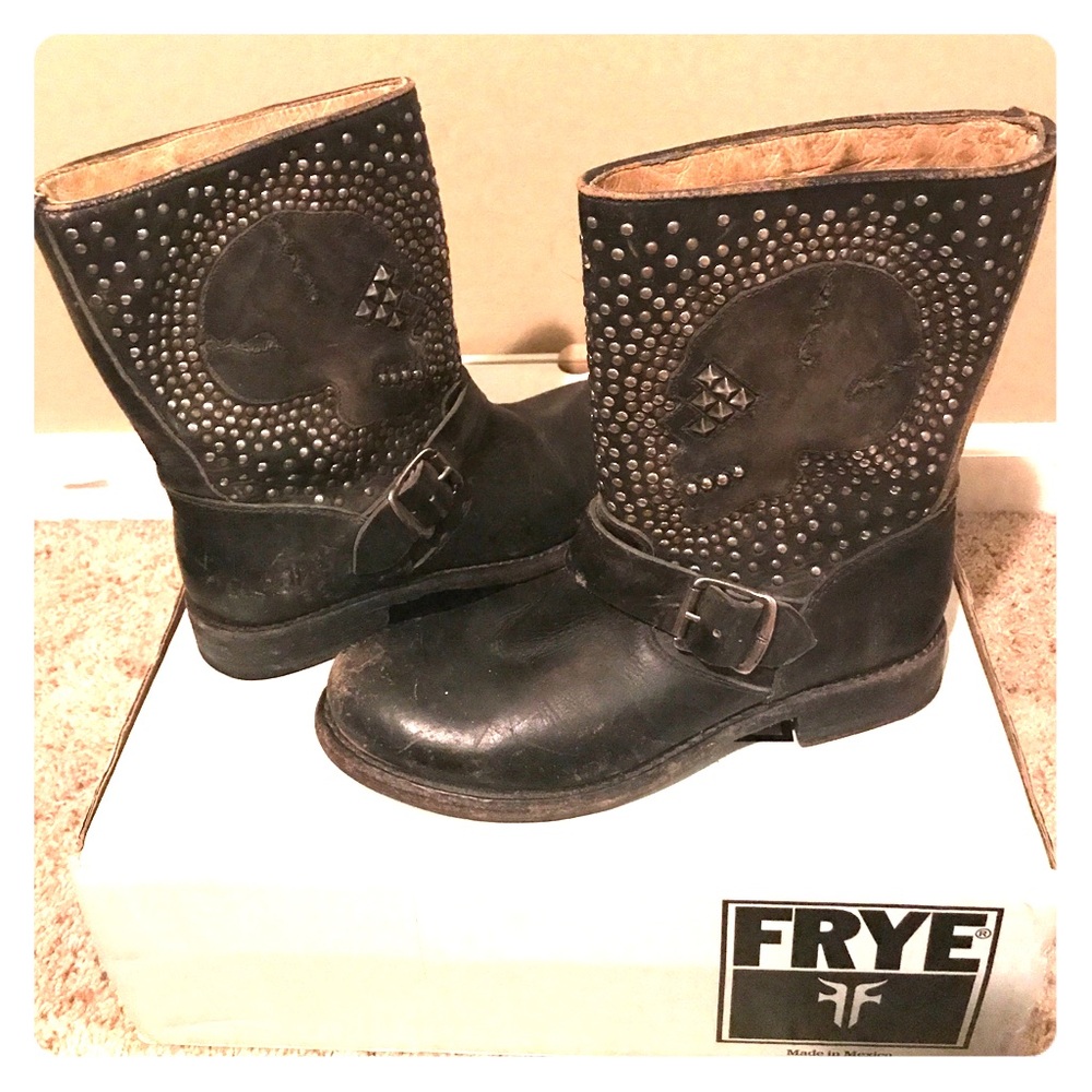 Frye Jenna Skull Boot