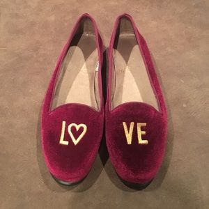 Love burgundy flats
