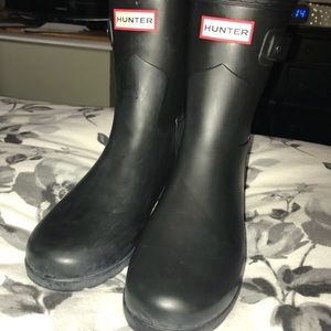 Hunter rain boots women’s 7