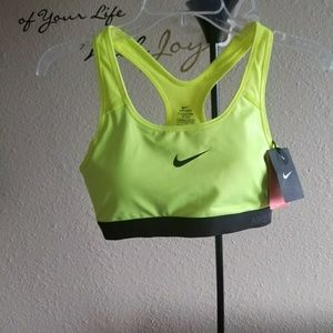 NIKE Pro 360° support sports bra