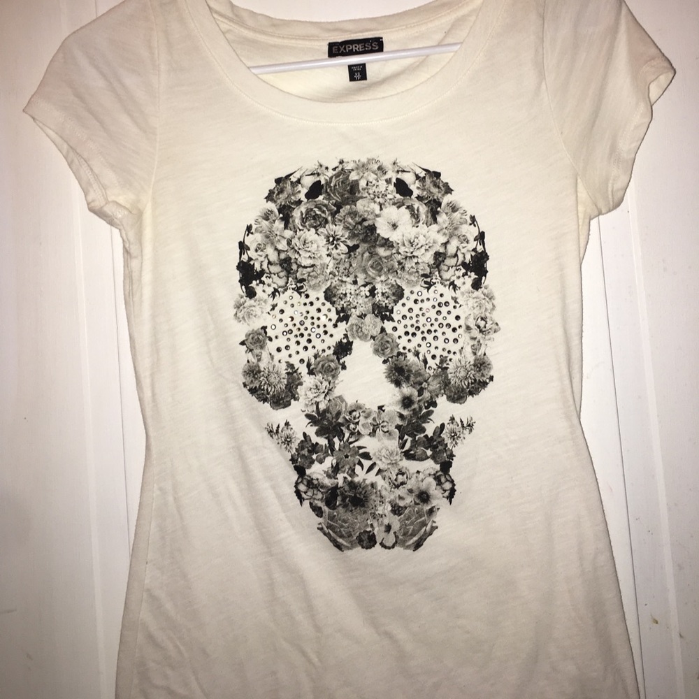 Express - Flowery Skull T-Shirt