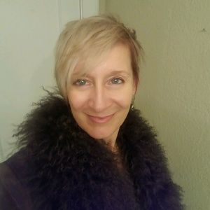 Meet your Posher, Misti