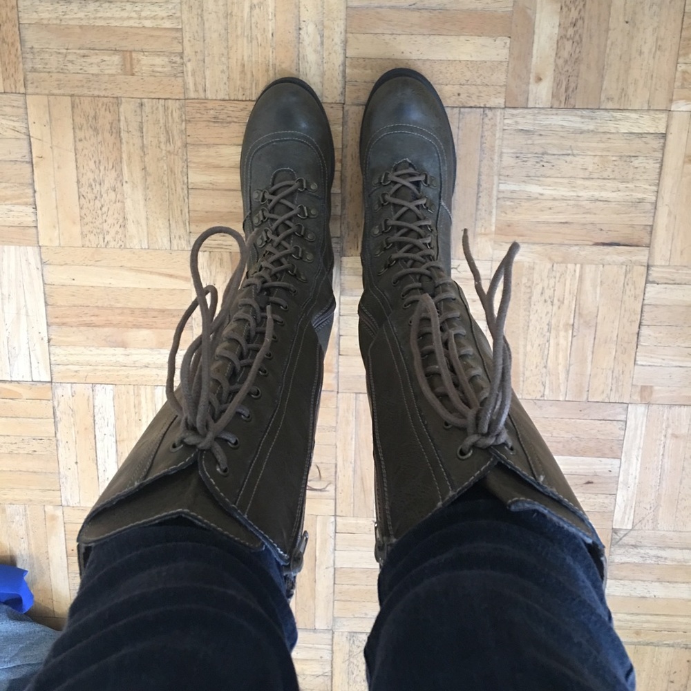 Super cute, Rocket Dog Brand, Dark Green Boots!