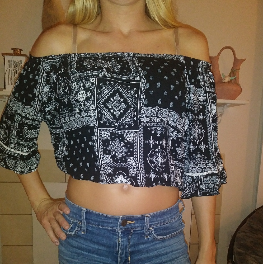 Forever 21 Boho Crop top