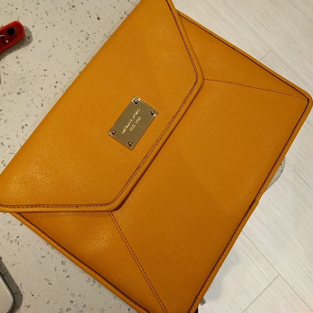 Michael Kors ipad case