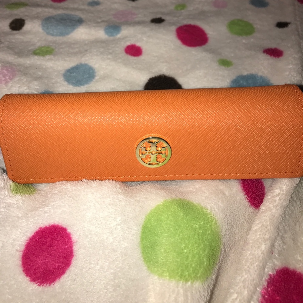 Tory burch glasses case