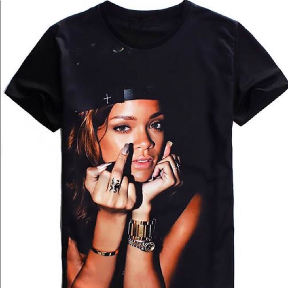 Rihanna Middle Finger T-shirt Printed SALE