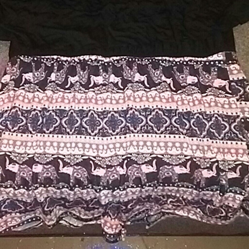 Romper - Picture 2 of 4