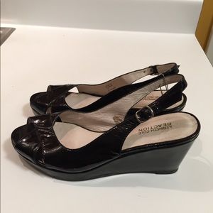 Kenneth Cole reaction black patent leather wedges