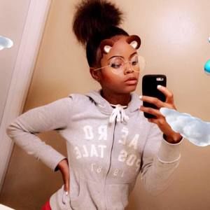 Meet your Posher, Dejonna