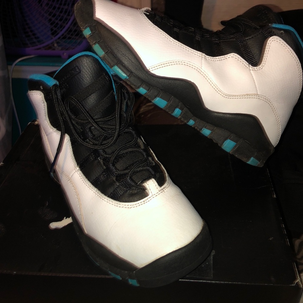 Retro 10’s (Powder blue)
