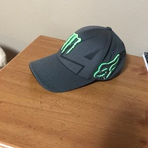 Fox/monster fitted hat