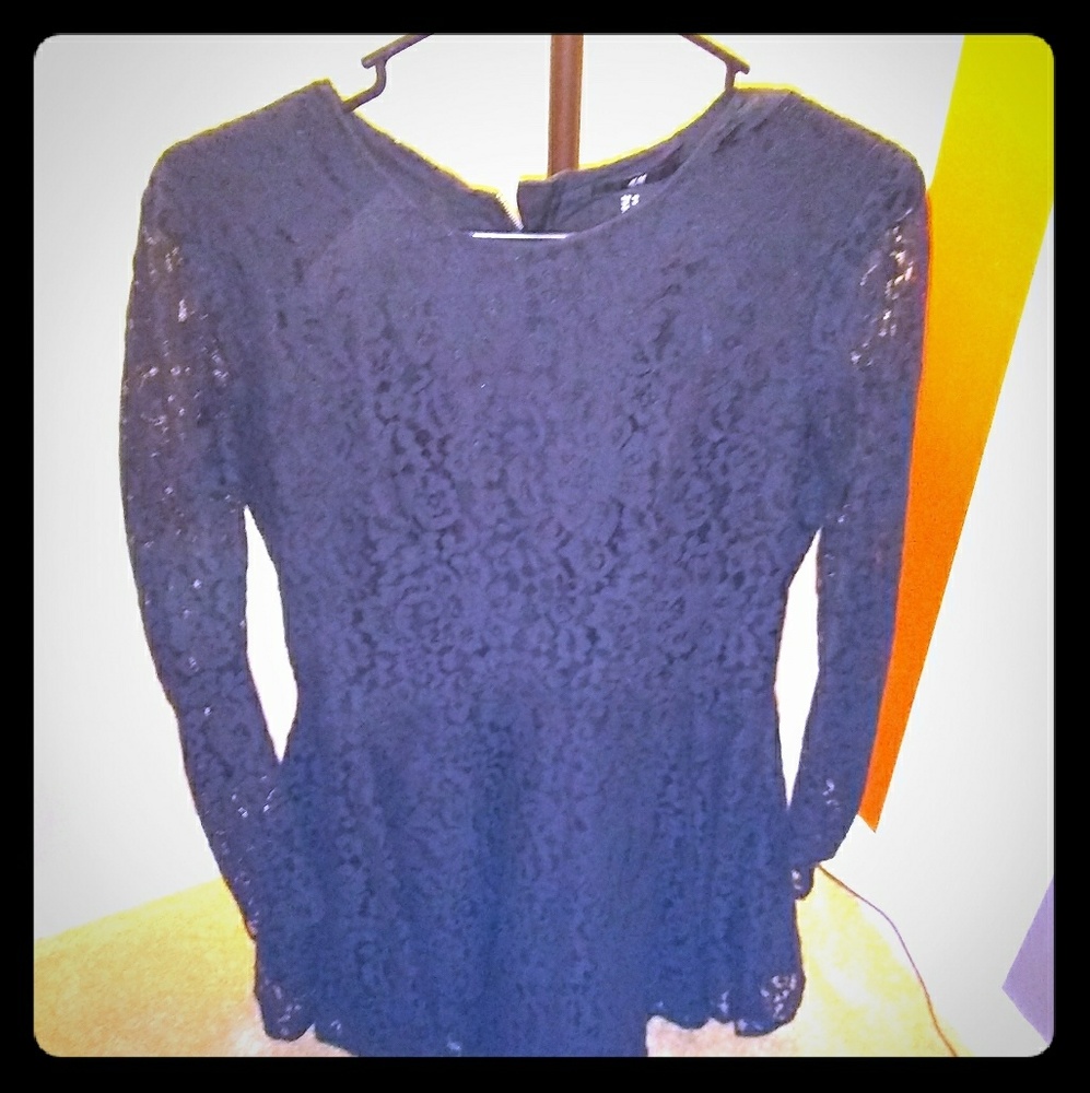 Black long sleeve dress