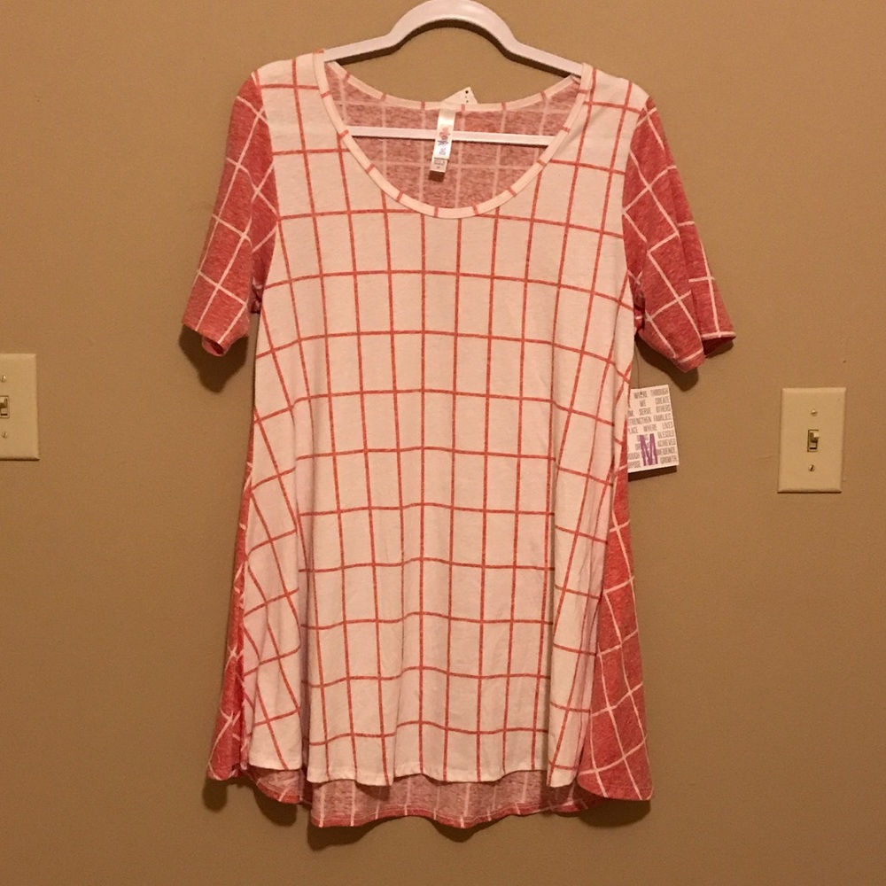 LuLaRoe Grid pattern Perfect Tee Size Medium NWT