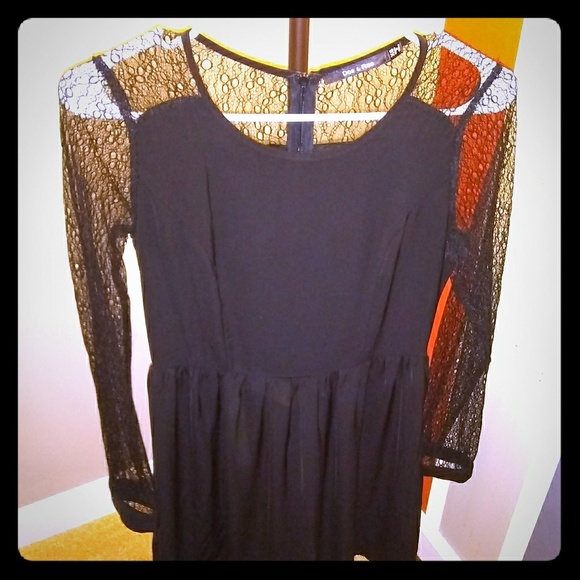 Black long sleeve sheer dress - Picture 1 of 3