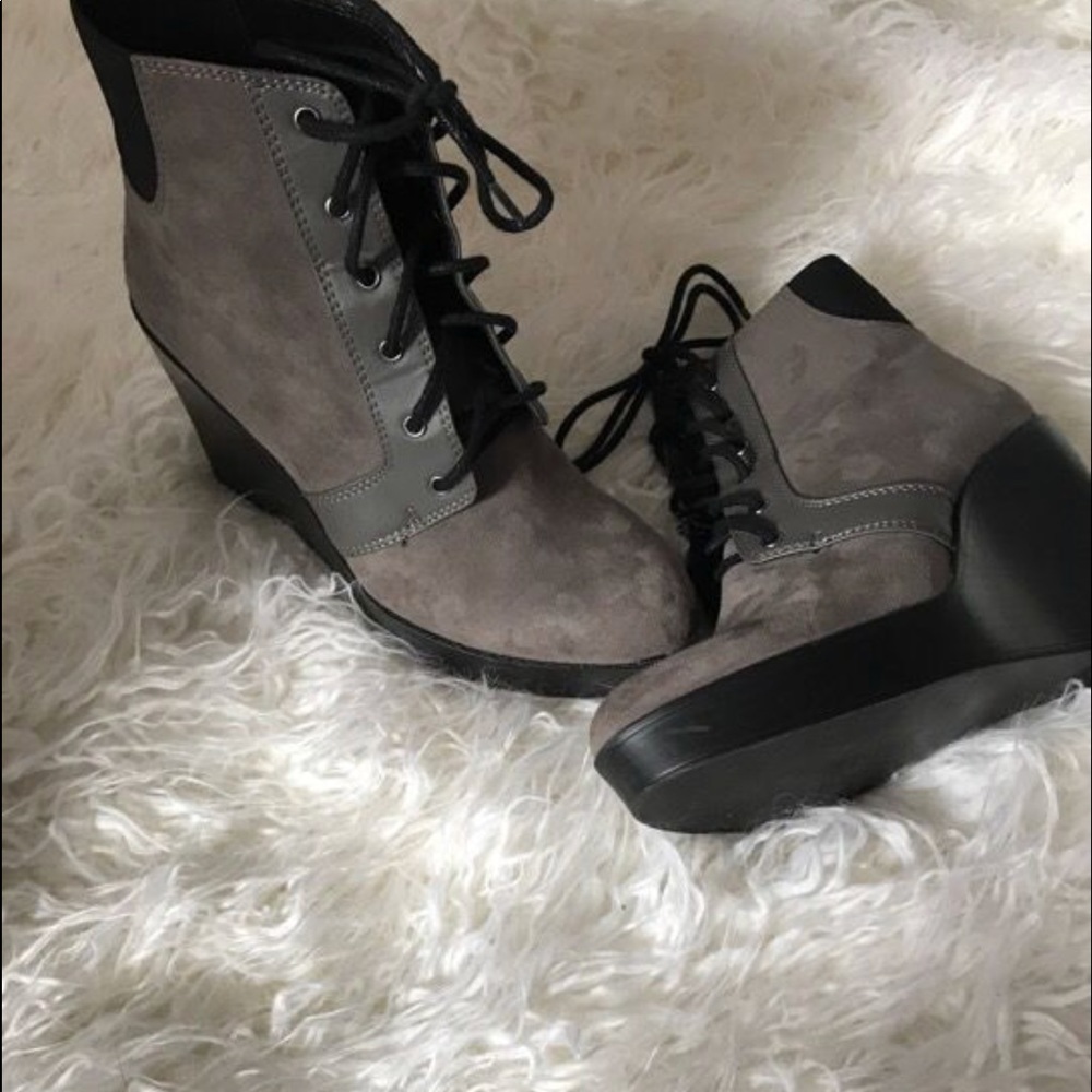 Zara gray and black lace up wedge boots