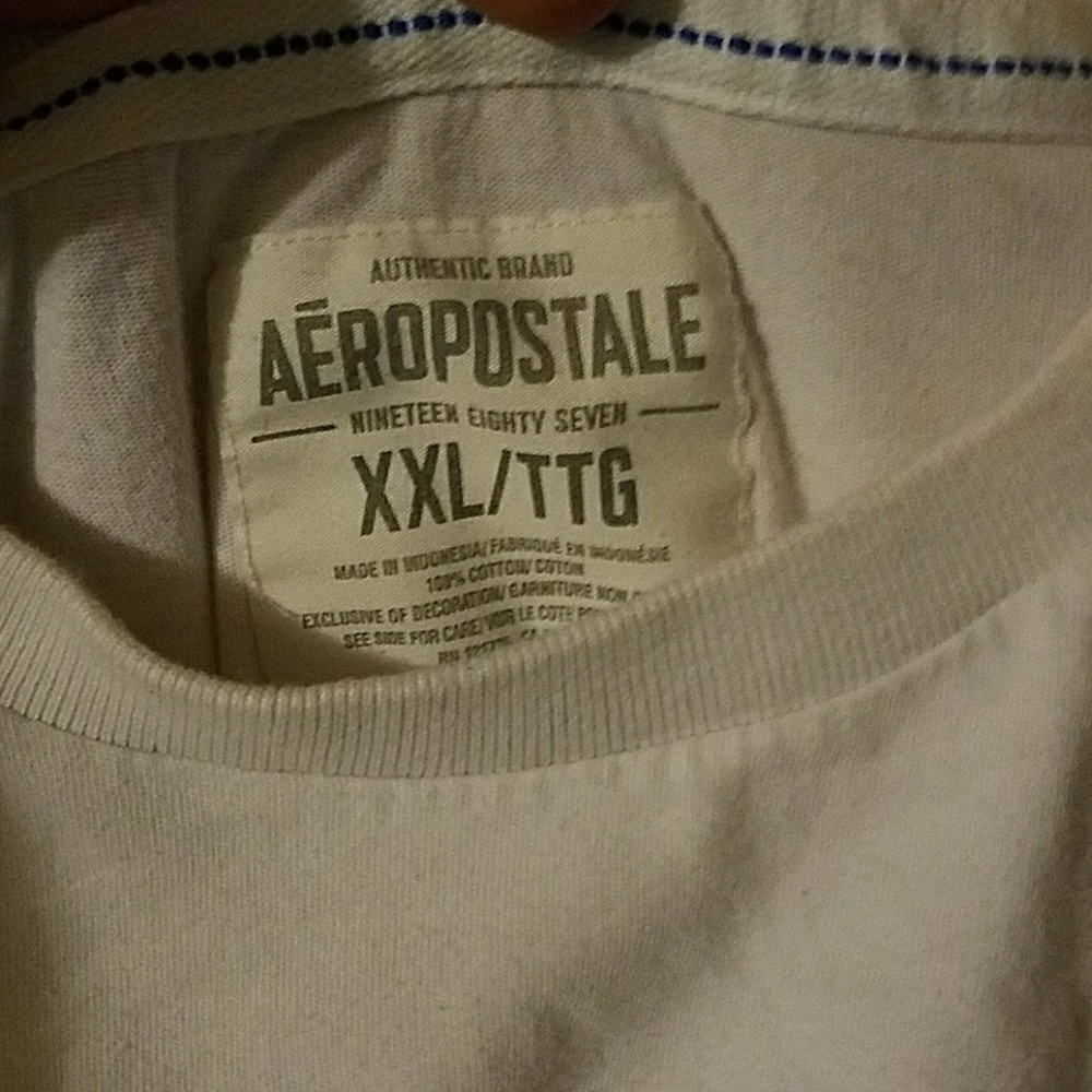 T-shirt - Picture 2 of 2