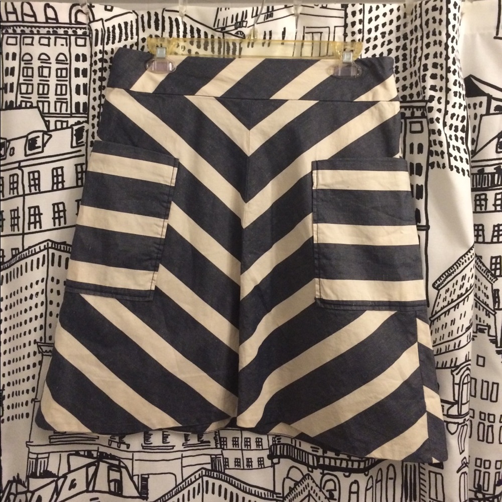 Anthropologie skirt size 4!