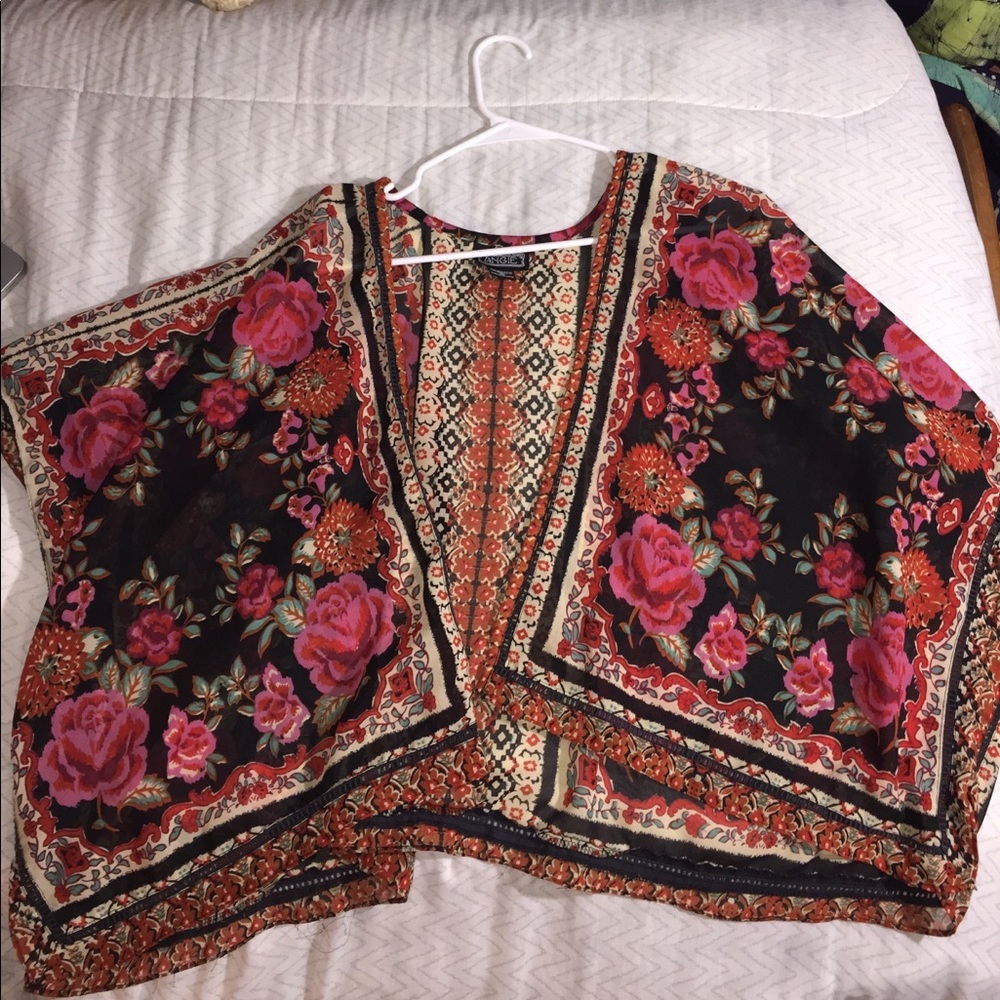 Rose patterned kimono