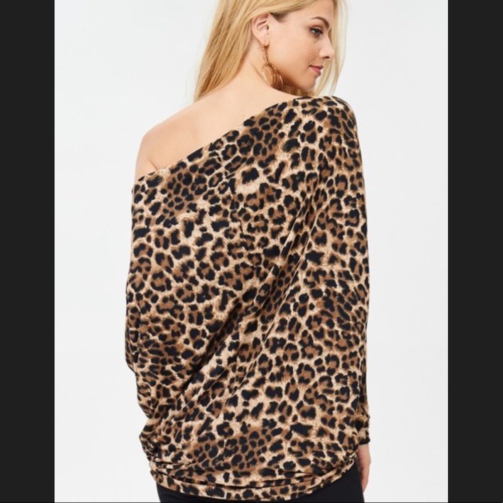 Off the Shoulder Leopard Print Top Jersey Knit - Picture 5 of 6