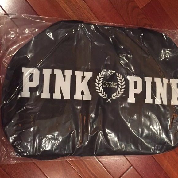 New Victoria Secret Pink Duffle Bag - Picture 3 of 3
