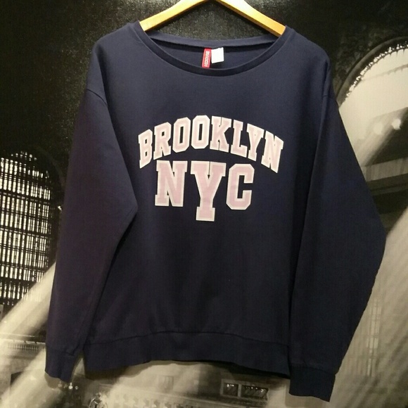 H&M Tops - H&M Brooklyn NYC Sweatshirt