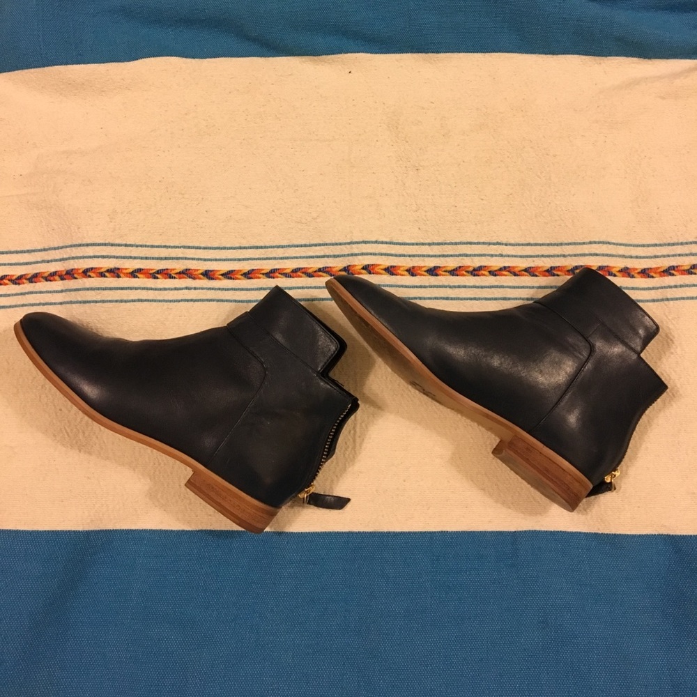 Kate Spade Saturday Navy booties