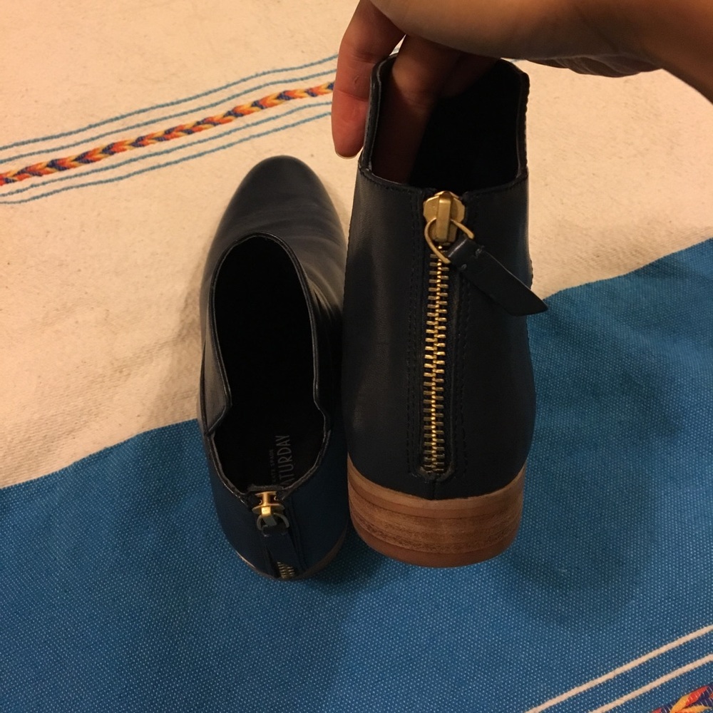 Kate Spade Saturday Navy booties - Picture 3 of 6
