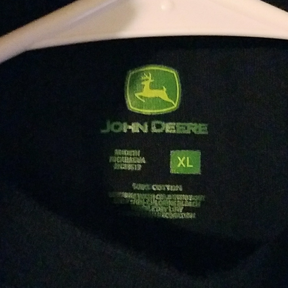 T-shirt - Picture 2 of 2