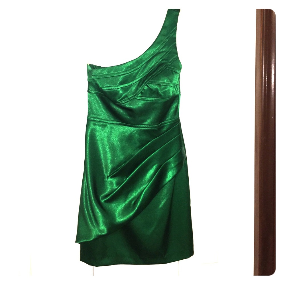 One strap dress