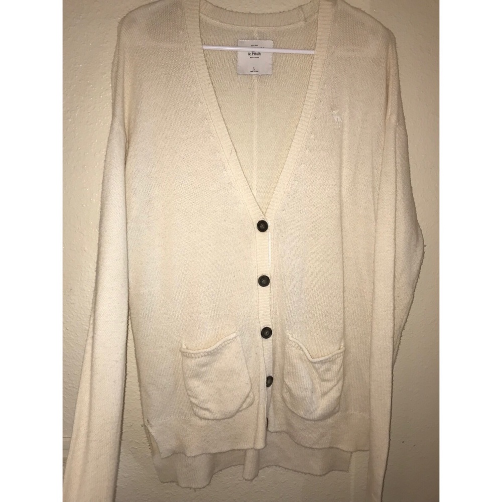❌SOLD❌ White Knit Sweater / Cardigan