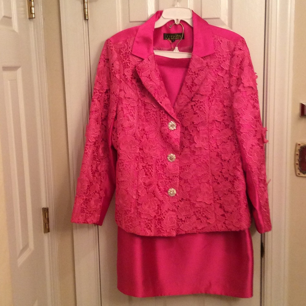Donna Vinci 2 piece suit