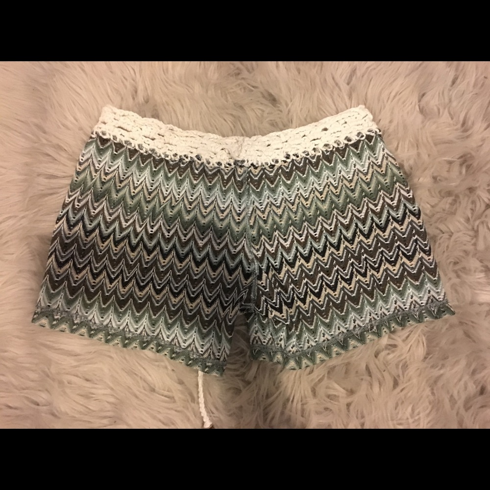 Mora shorts - Picture 2 of 2